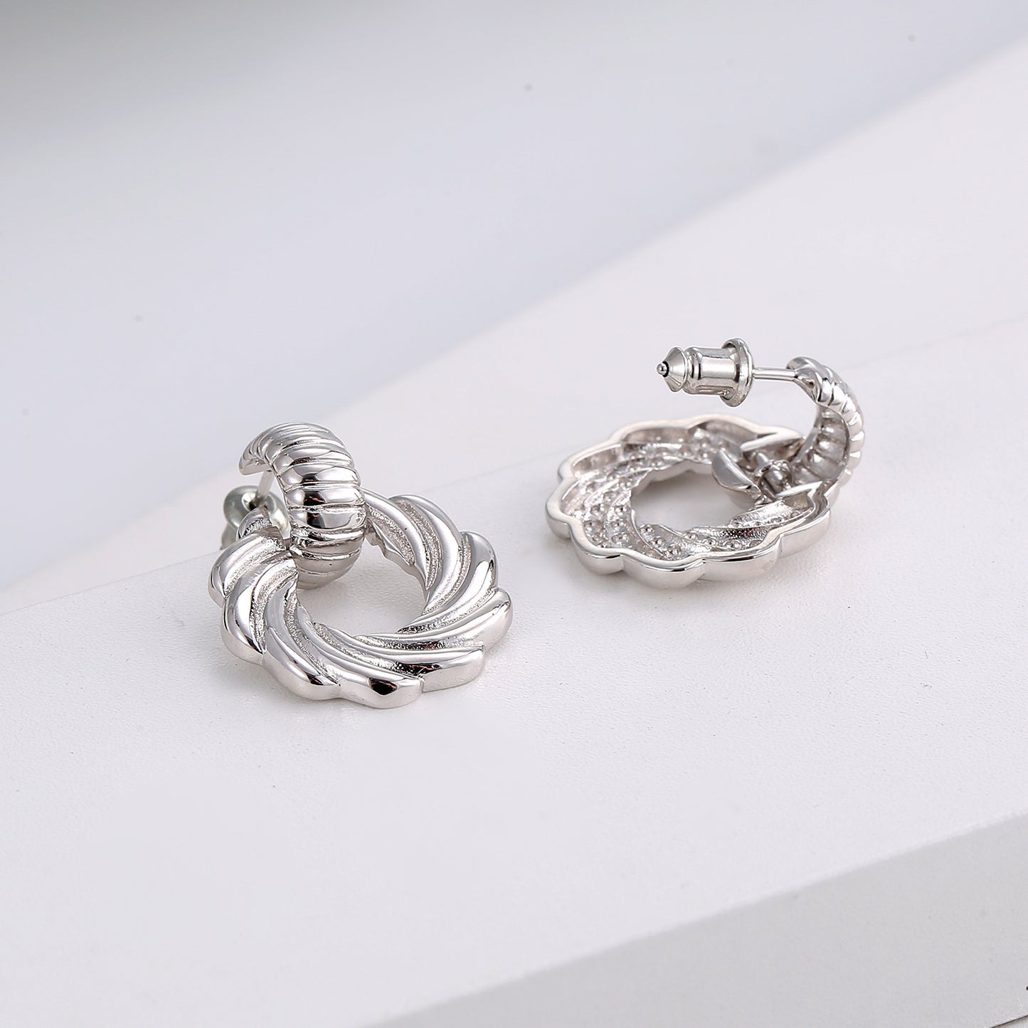 Design Sense Niche Golden Wheat Hoop Earrings